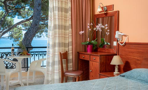 Castello Beach Hotel