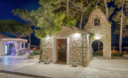 Castello Beach Hotel